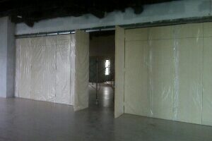 Partisi Ruangan Berkualitas Penyekat ruangan geser, Pintu Lipat Geser, Pintu Lipat Redam, Pintu Lipat Movable, Partisi Gerak Lipat, Partisi Ruangan Lipat